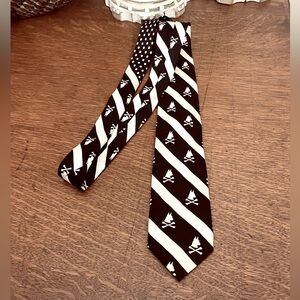 EUC Nick Graham 💯 Silk Black & White Tie with Boxer Dog w/ Crossbones Cool!